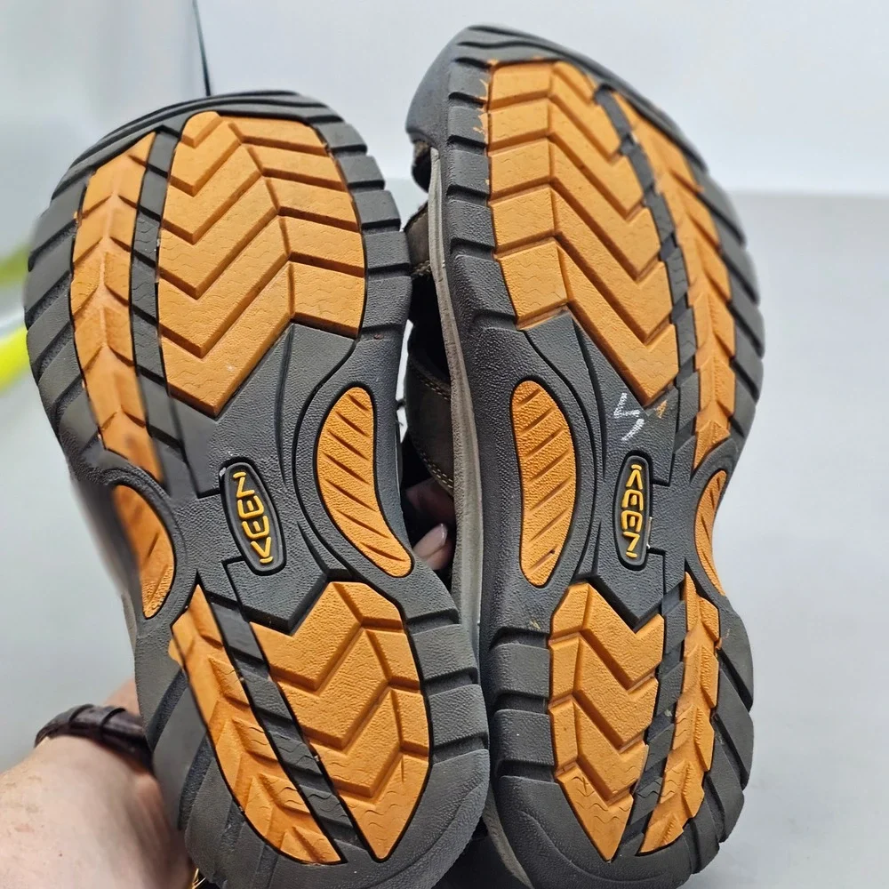 Keen Newport H2 Mens Brown Leather Waterproof Hiking Sandals Size 10 102321